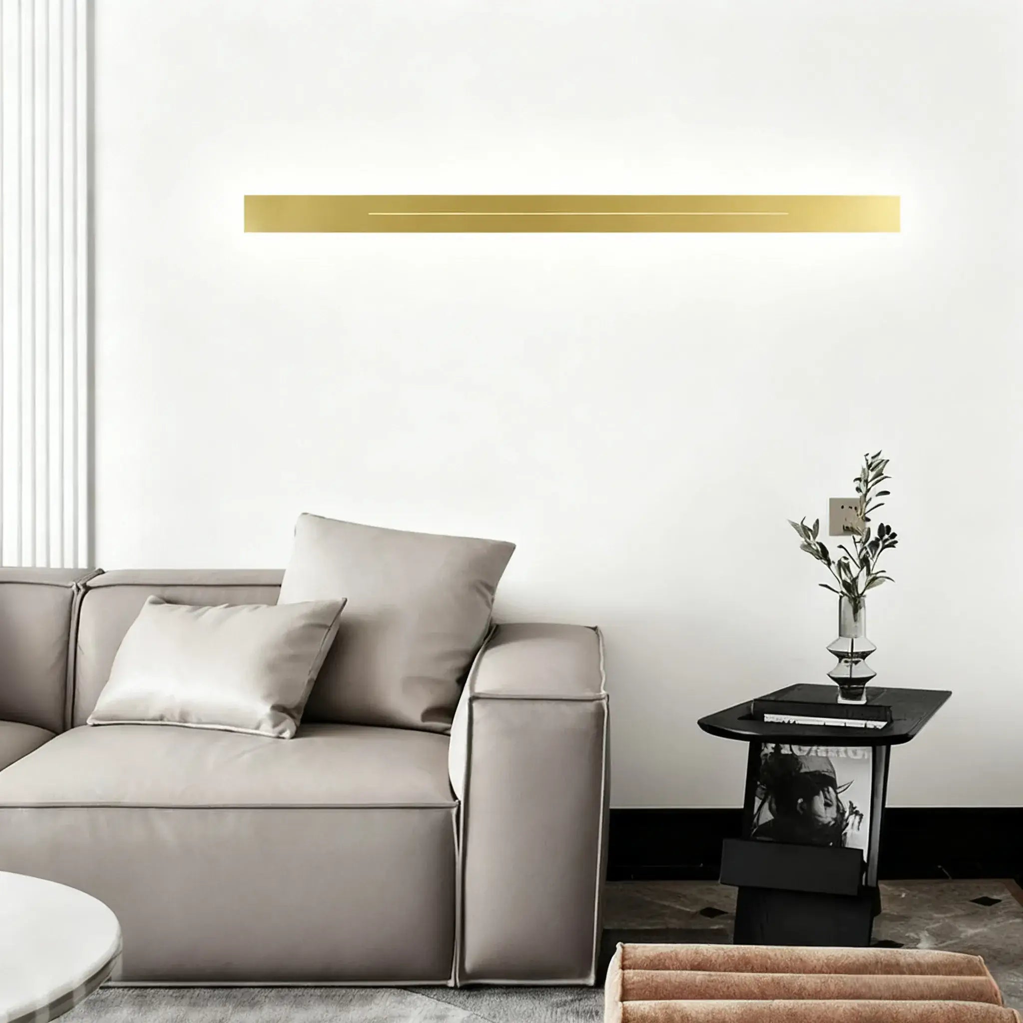 Lámpara de pared LED minimalista Arcato – Negro/Dorado para dormitorio