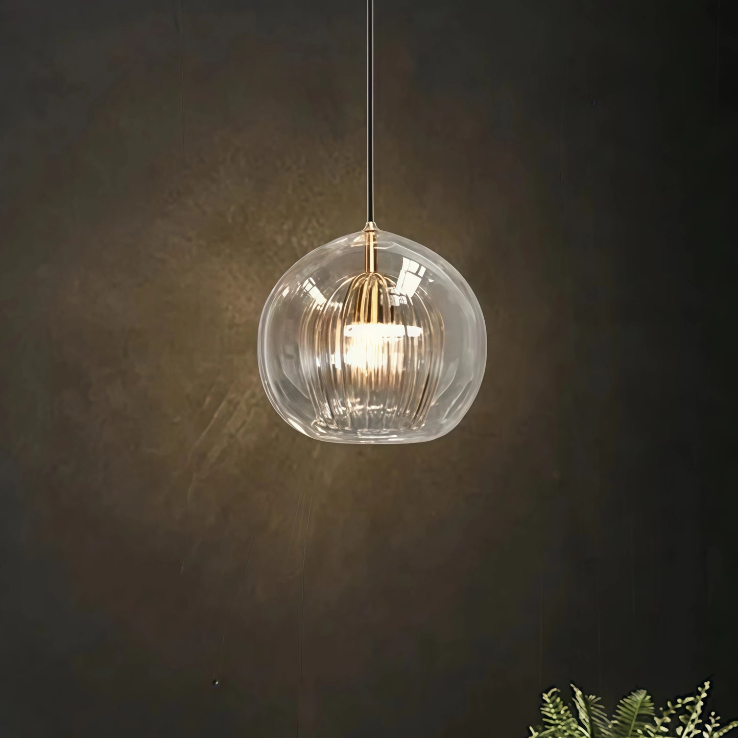 Vetro Nordic Globe Pendant Light – Clear or Amber Glass for Bedroom