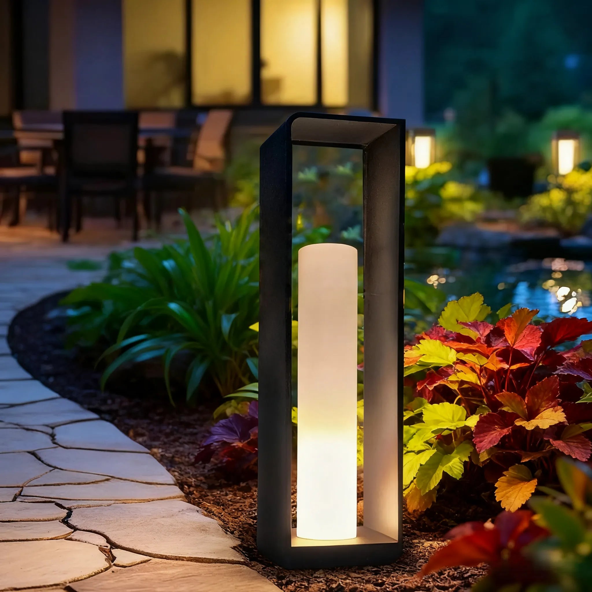 Modern Pathway Light – IP65 Waterproof