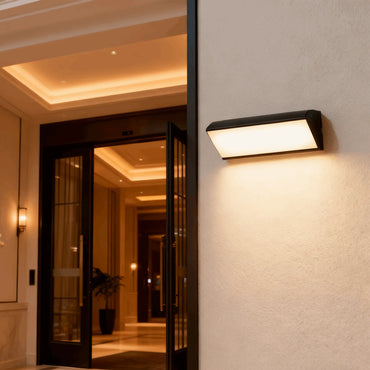 Outdoor Wall Lamp - Light for Courtyard