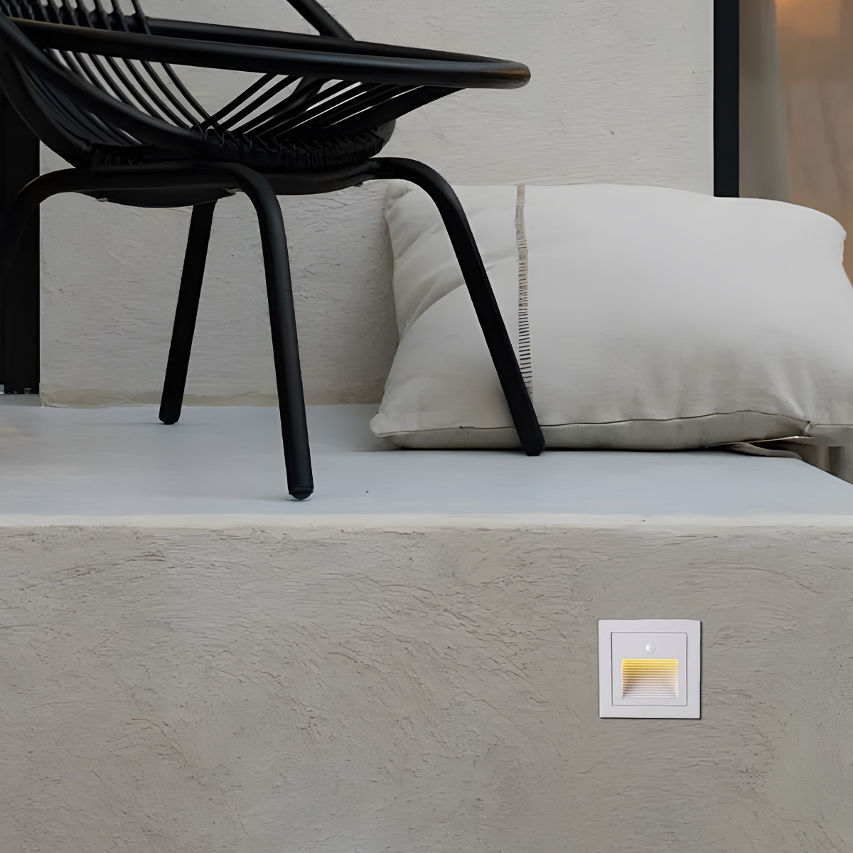 Arcato Modern LED Deck Step Light – Black Metal Waterproof Sensor Light for Stairs