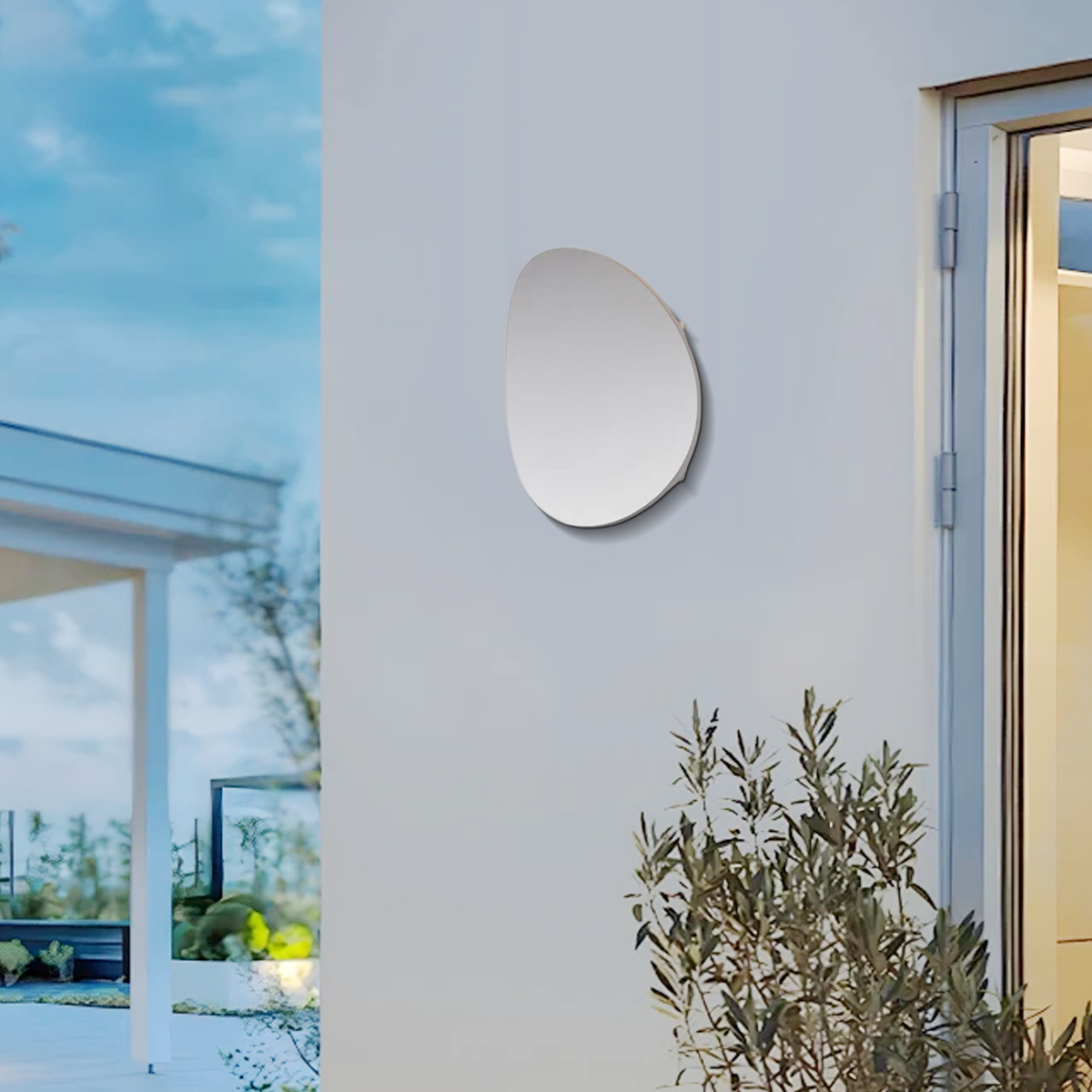 Minimalist Pebble Outdoor Wall Lamp