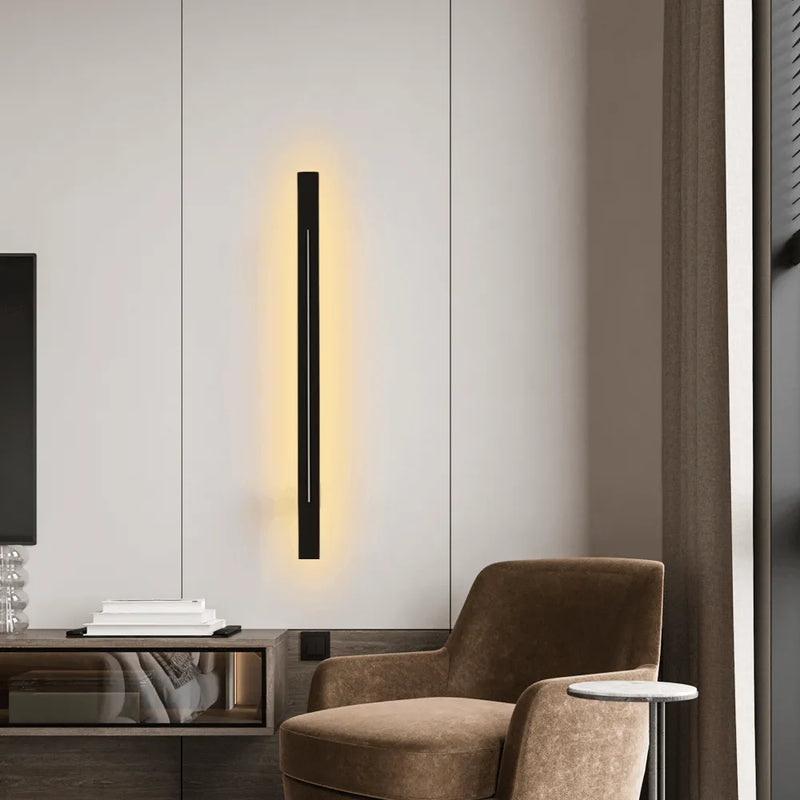Arcato Minimalist LED Wall Lamp – Black/Gold for Bedroom