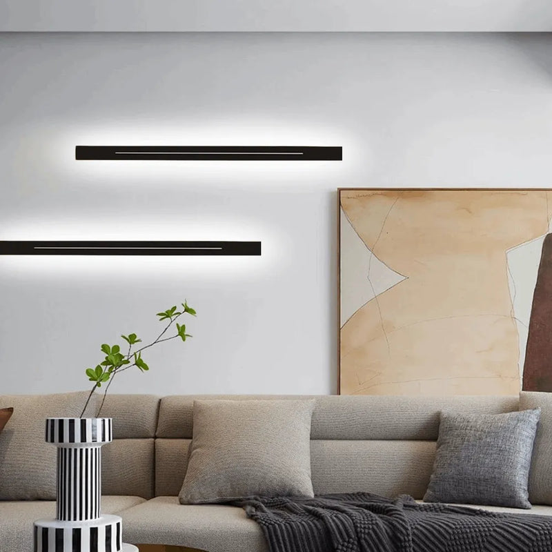 Arcato Minimalist LED Wall Lamp – Black/Gold for Bedroom