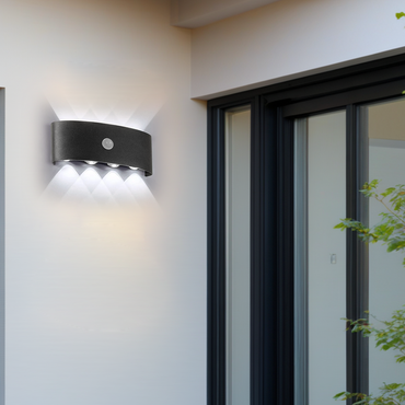 Modern Outdoor Wall Lamp - Black Metal Design