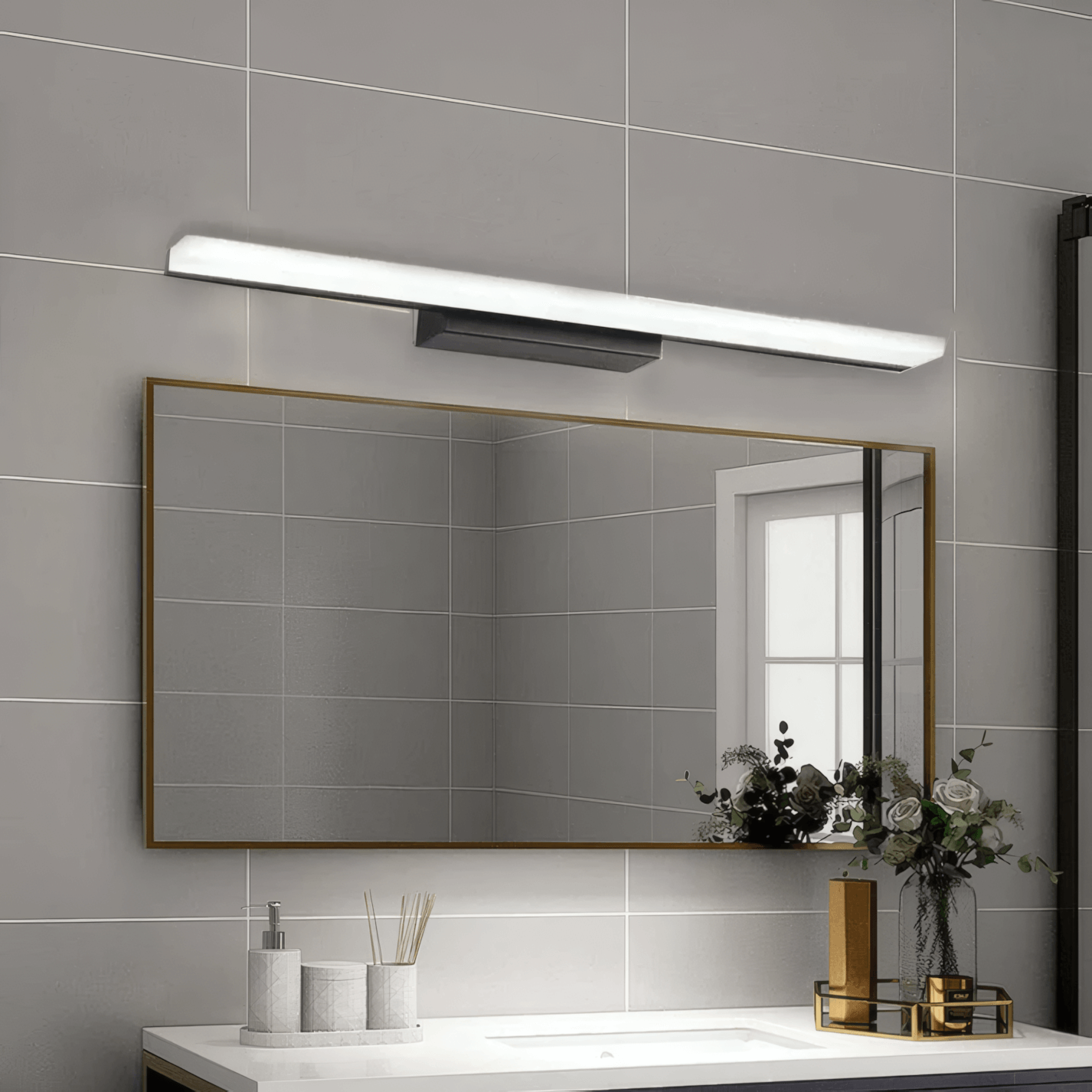 Minimalist Black Mirror Vanity Wall Lamp Linear Bathroom