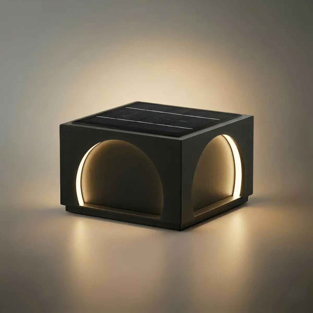 Modern_Metal_Outdoor_Solar_Pillar_Light