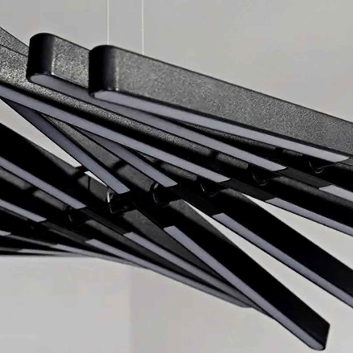 Lámpara colgante apilable moderna ajustable Arcato – Hierro fresno negro acrílico aluminio para isla de cocina