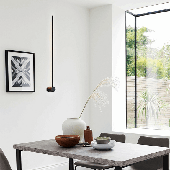 Minimalist Linear Wall Lamp – Black Modern Light