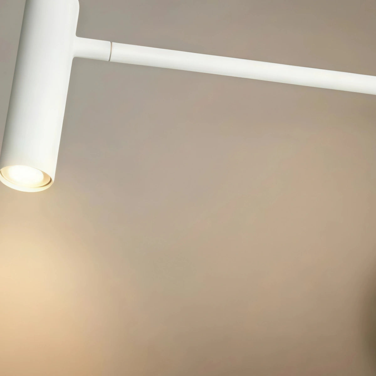 Arcato Modern Metal Wall Lamp