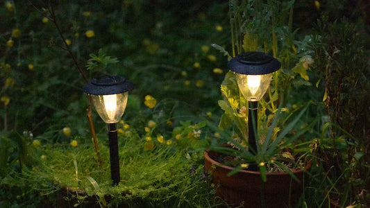 Top Picks for Solar Outdoor Lamps in 2025