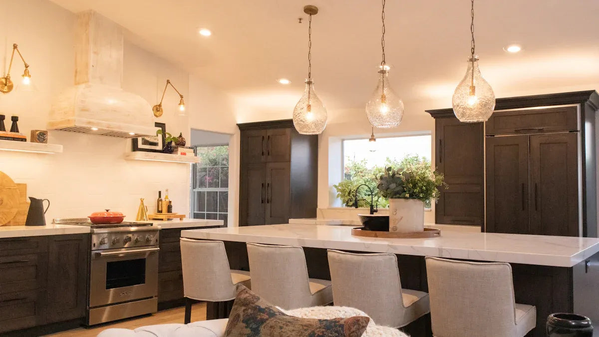 Large Pendant Light Fixtures and Their Distinct Types