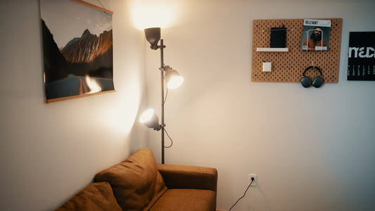How to Decorate Your Living Room with Wall Lamps