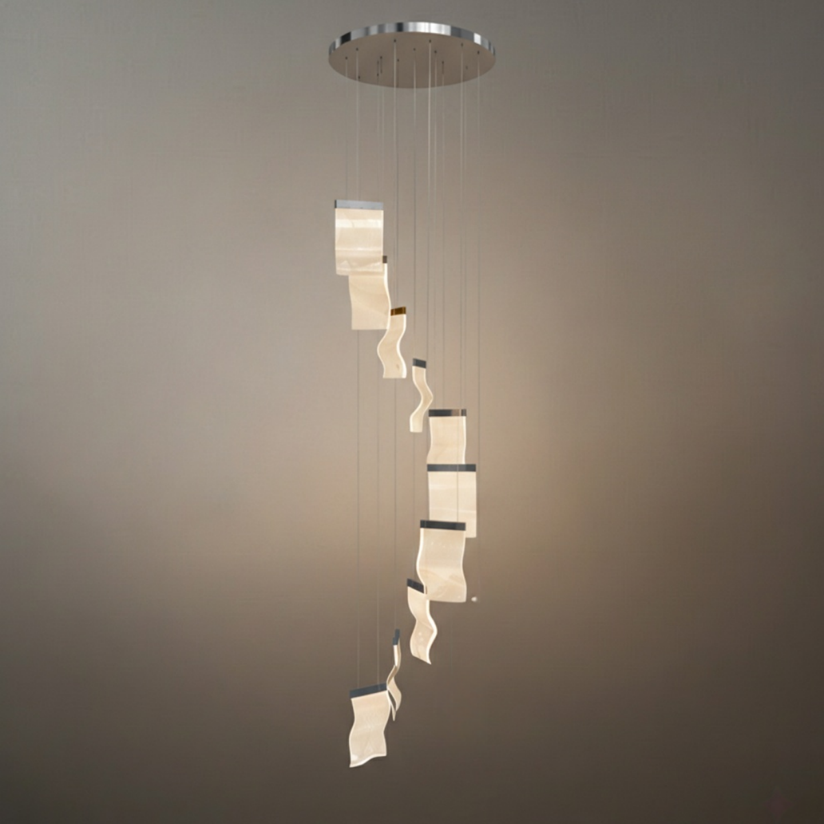 Excelis Royal Leaf-Layered Chandelier – Acrylic in Metallic Gold or Black Ash Dimmable