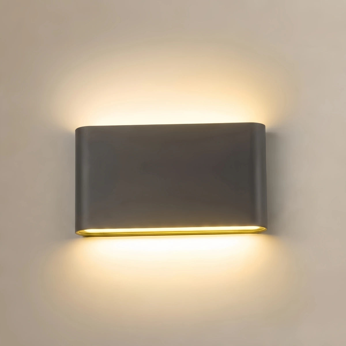 Irondale Minimalist Rectangular Outdoor Wall Lamp - Black Metal for Patio