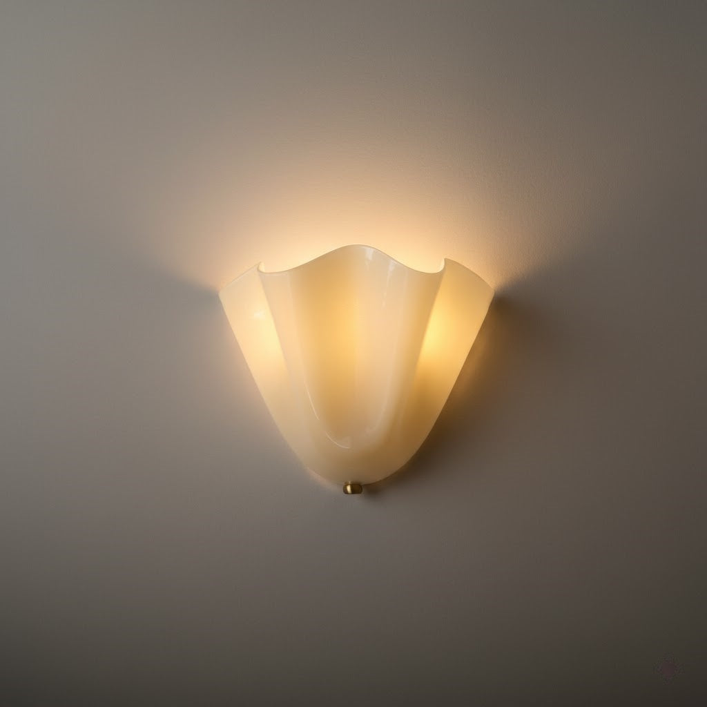 Organic Sculptural Wall Light — Petal-Form Earthy Tone for Bedroom