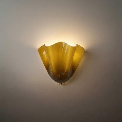 Organic Sculptural Wall Light — Petal-Form Earthy Tone for Bedroom