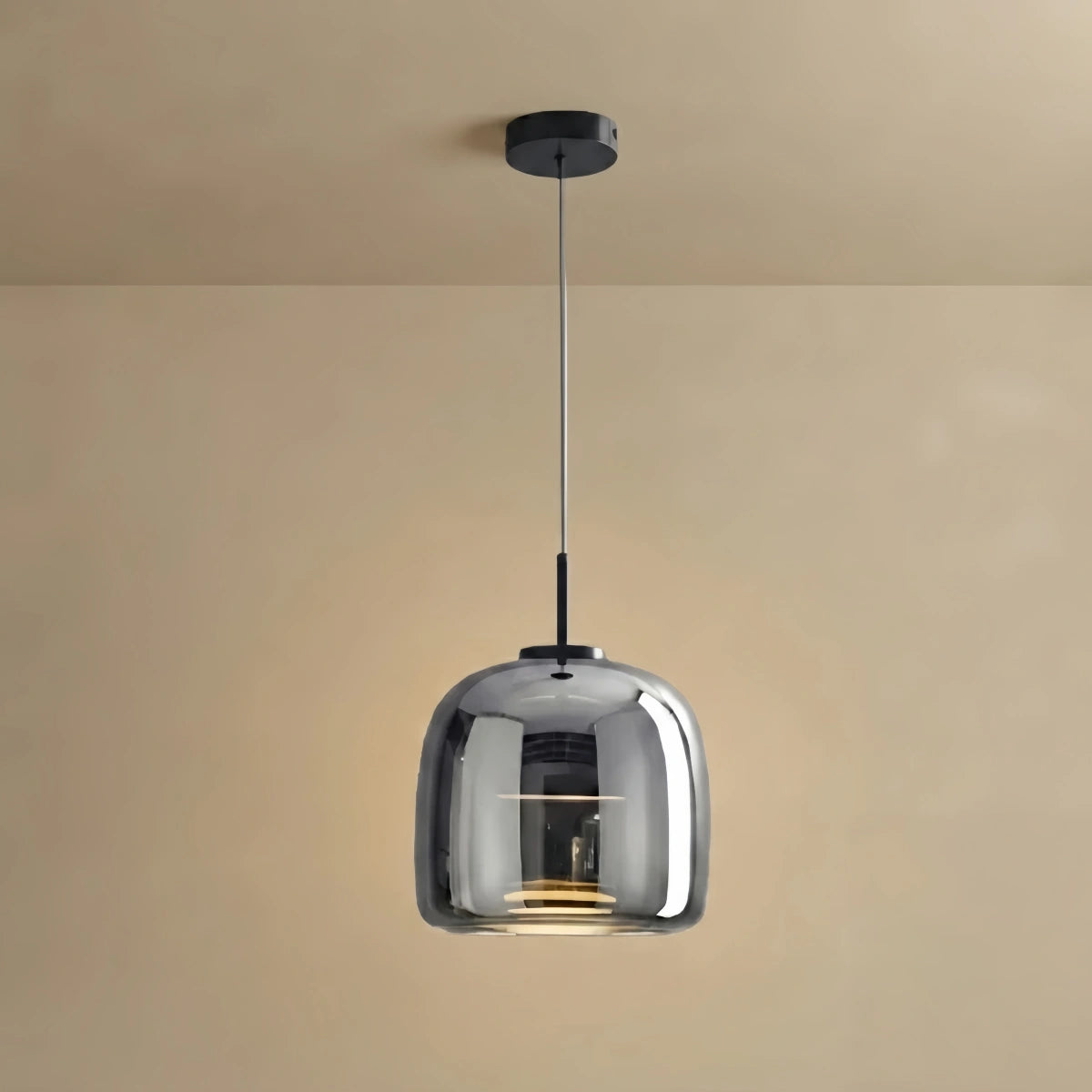 Vetro Modern Hand-Blown Pendant Lamp — Smoked Glass & Metal Accent for Kitchen Island