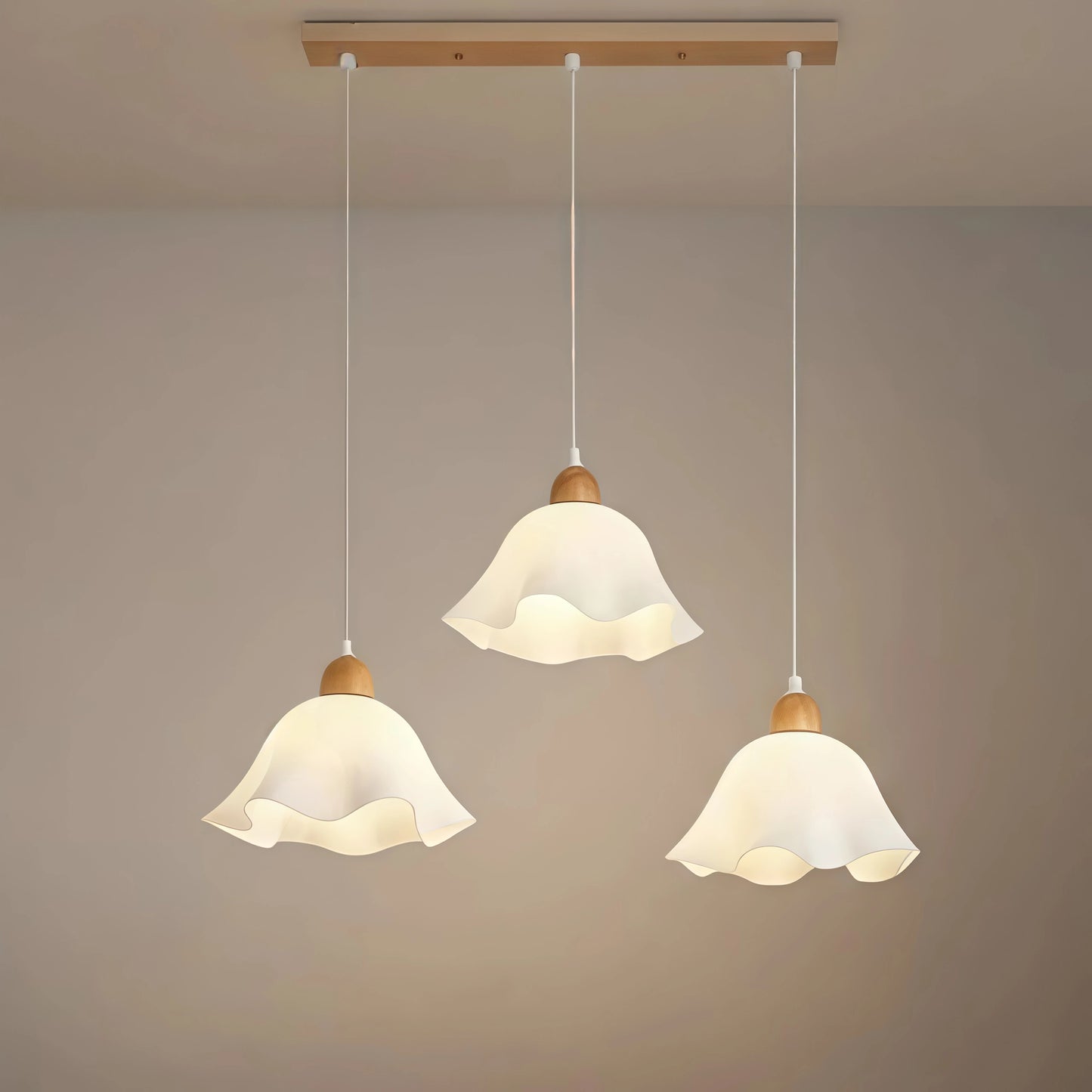 Lámpara colgante Crema - Diseño nórdico floral, madera blanca y acrílico con LED