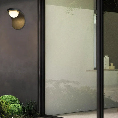 Modern Outdoor Wall Lamp - Black Metal Arc Design for Garden