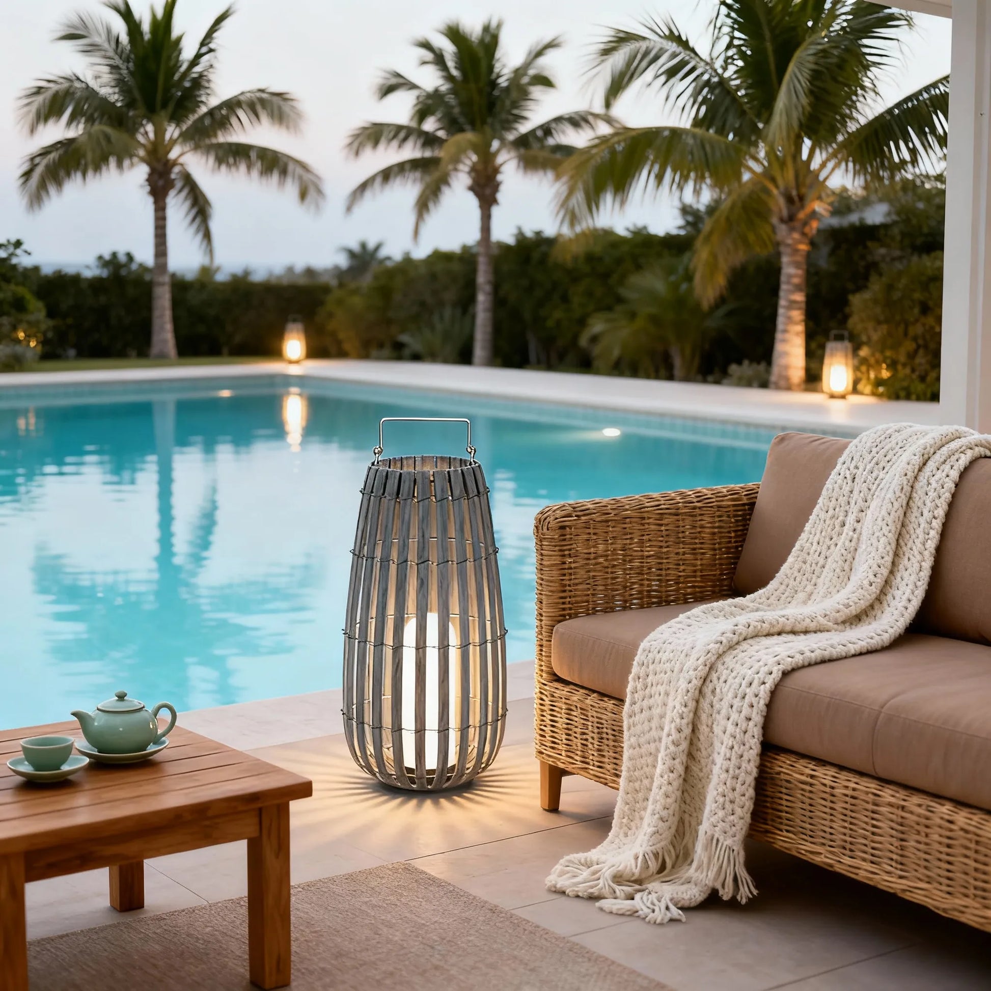 Modern Wooden Path Lamp - Gray