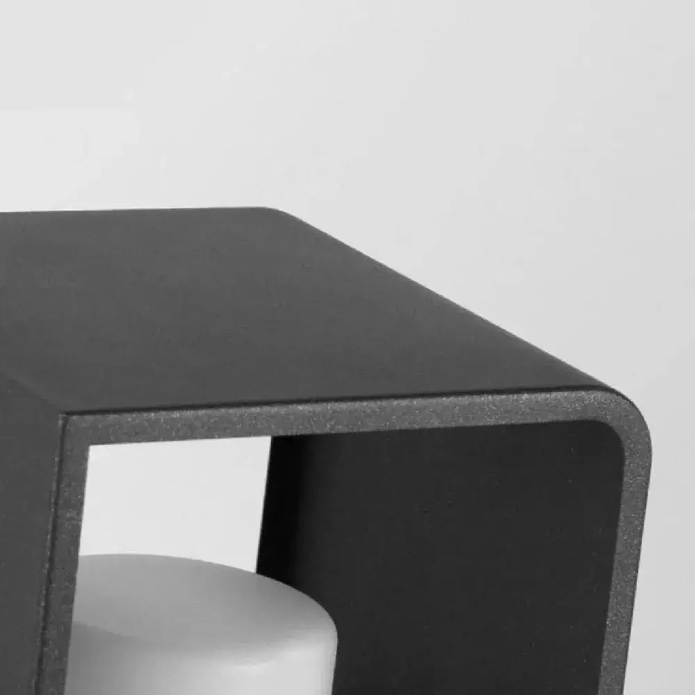 Black_Outdoor_Lamp_Outdoor_Garden_Lawn-2