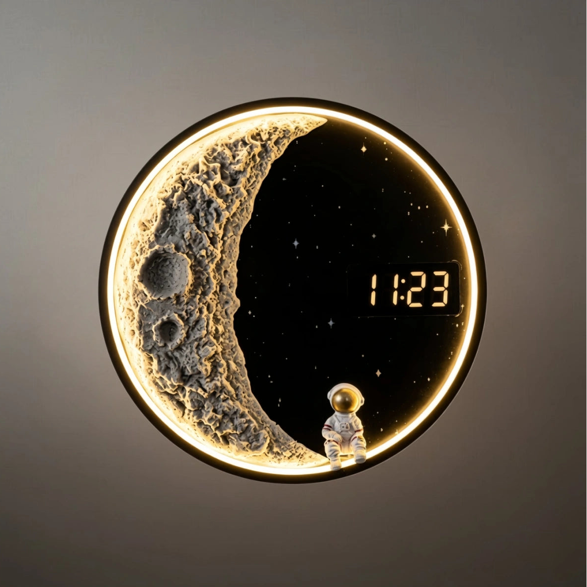 Lámpara de pared Vivara Art Deco con forma de astronauta - Lámpara moderna de metal con forma de luna para dormitorio