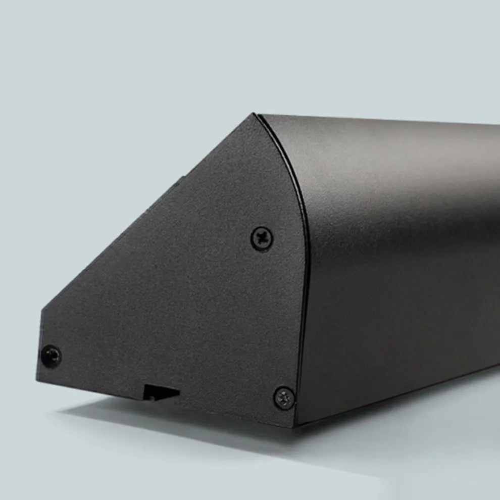 Minimalist Black Outdoor Wall Lamp is made ofBlack metal
