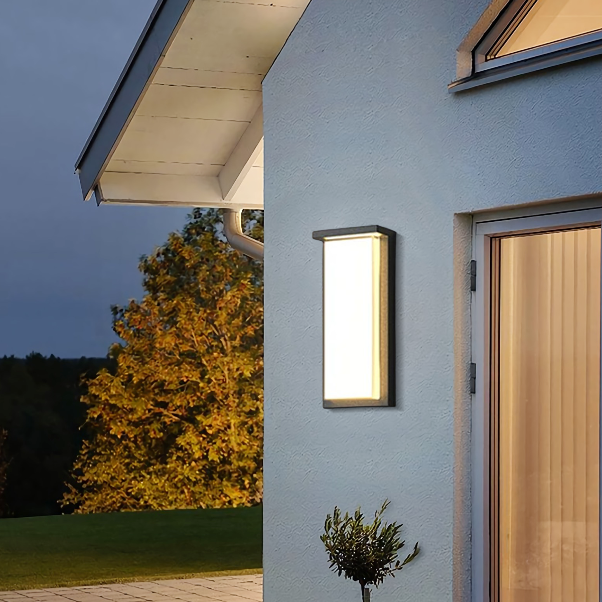 Modern Rectangular Outdoor Wall Lamp