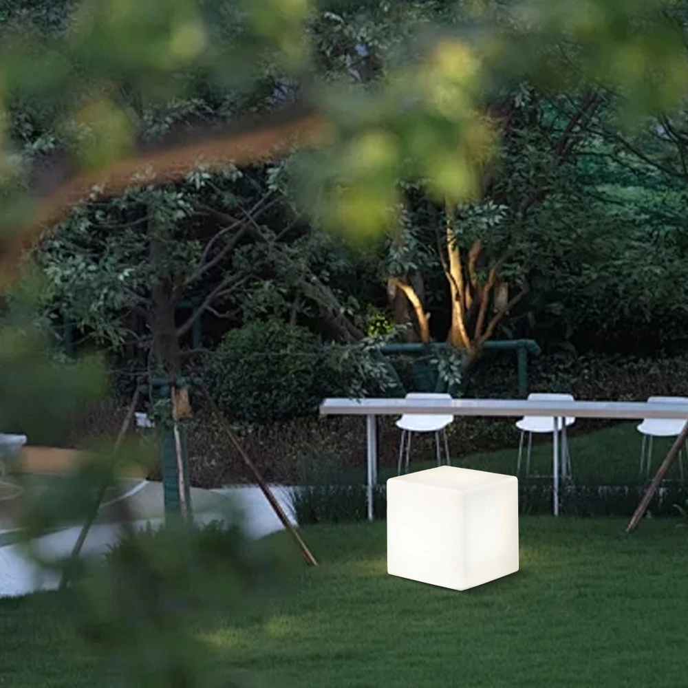 Modern Pathway Lights - White Acrylic Square Design for Garden