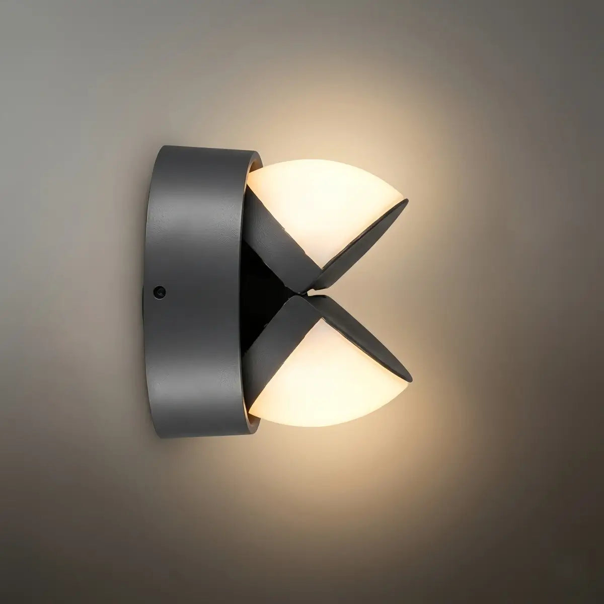 Modern_Outdoor_Wall_Lamp