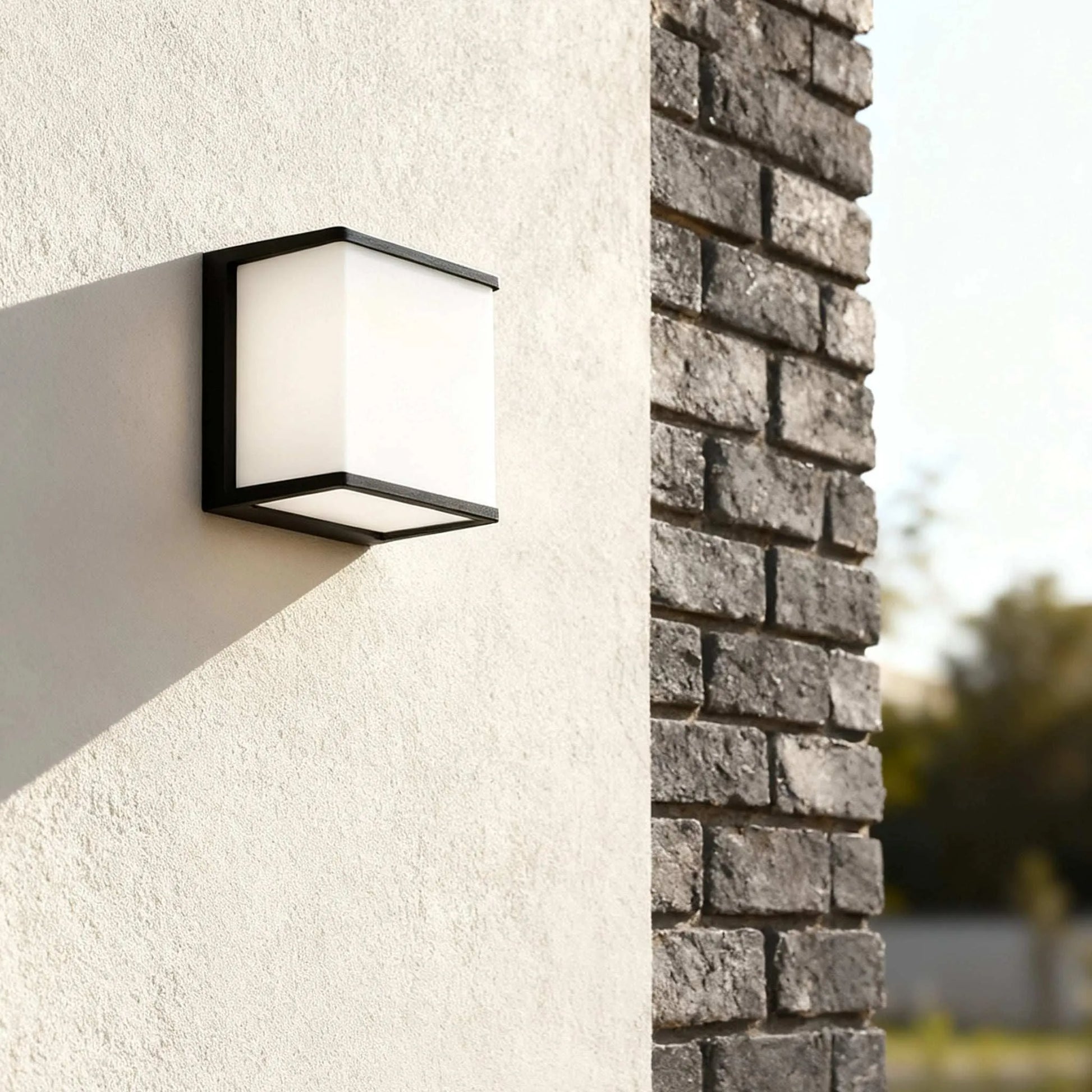 Modern Solar LED Outdoor Wall Lamp – Waterproof Sensor Light