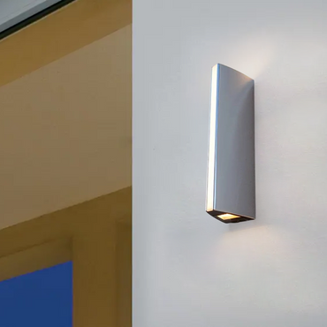 Modern Triangular Outdoor Wall Lamp
