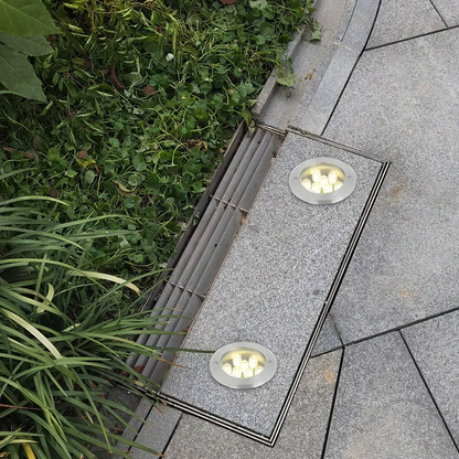 Minimalist Column Deck Step Light 