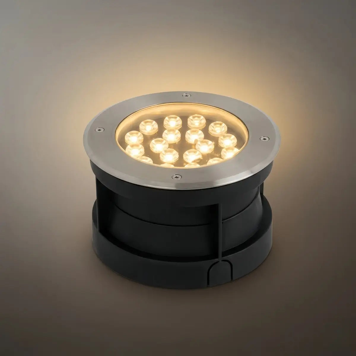 Minimalist_Column_Deck_Step_Light_Black_Metal