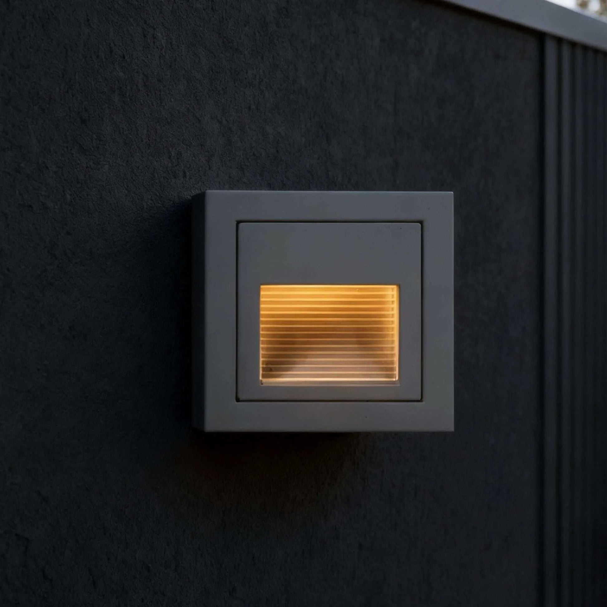 Modern LED Deck Step Light – Black Metal Waterproof Sensor Light for Stairs