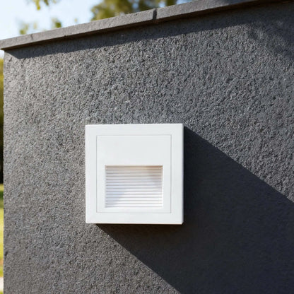 Modern LED Deck Step Light – Black Metal Waterproof Sensor Light for Stairs