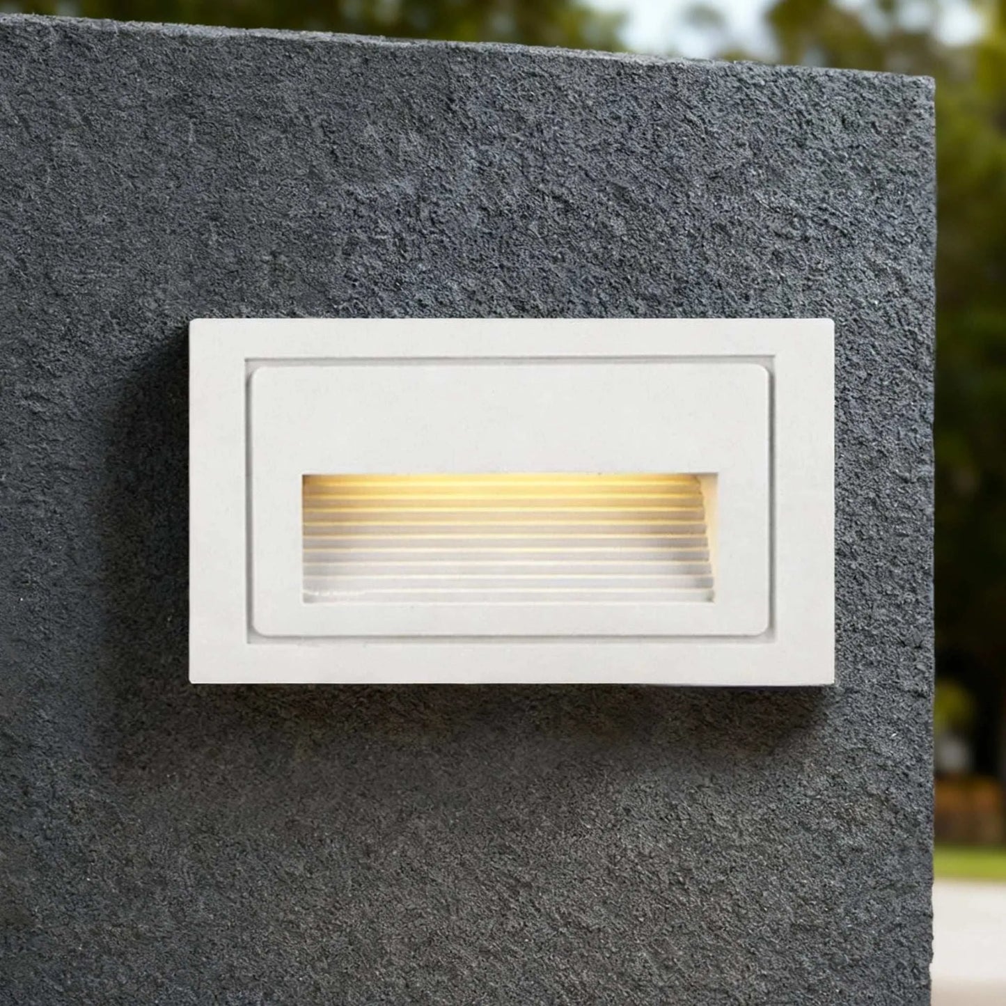 Modern LED Deck Step Light – Black Metal Waterproof Sensor Light for Stairs