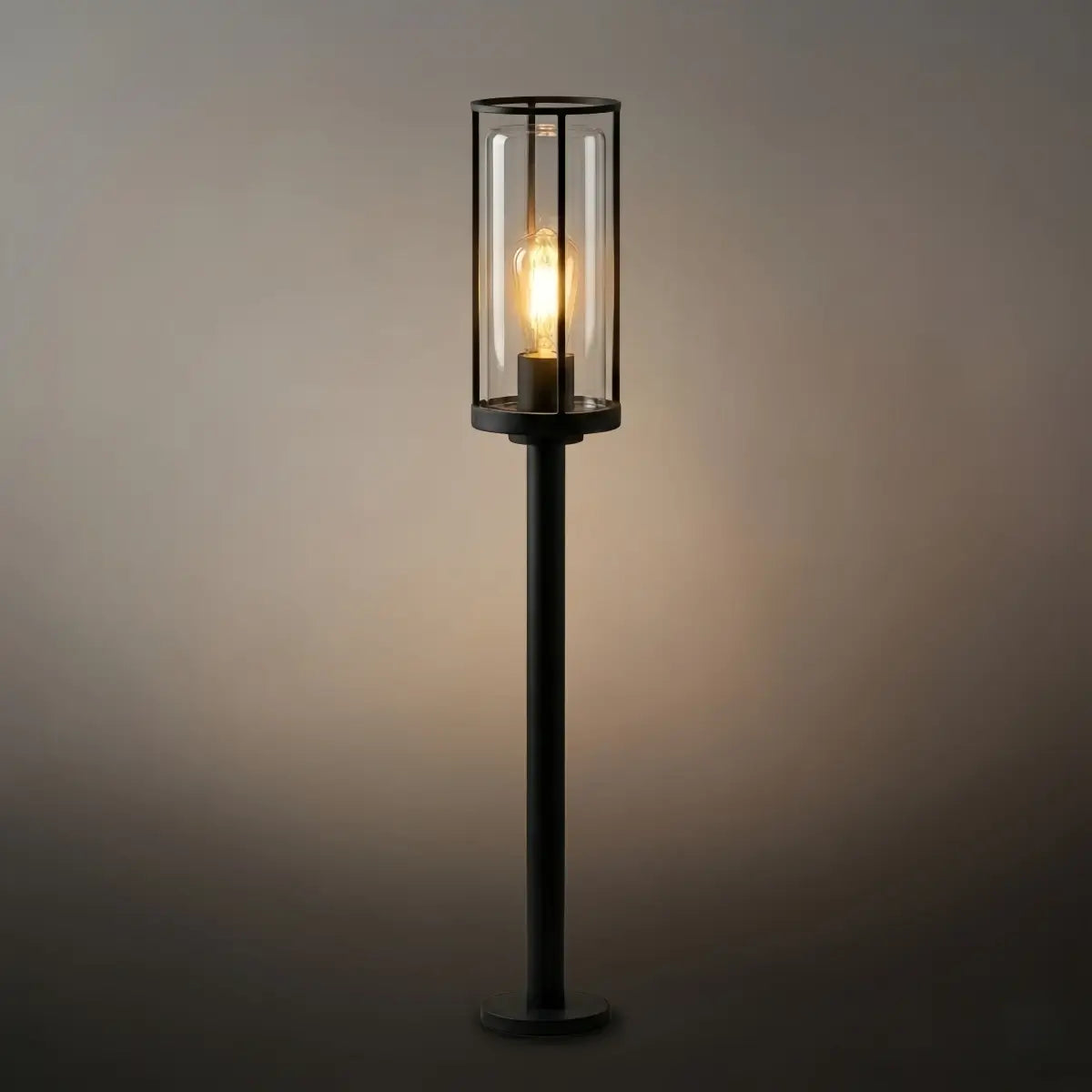 Vetro_Modern_Metal_Outdoor_Pillar_Light_Pathway_Light_-_Black