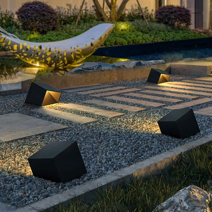 Modern Solar Pathway Lights - Black Irregular
