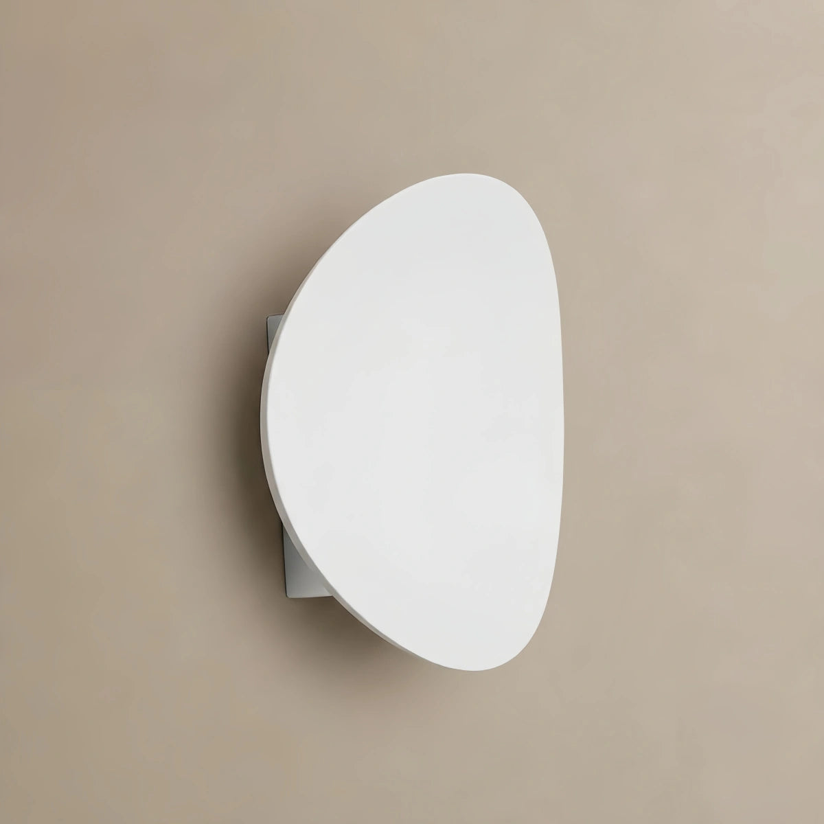 Velora Minimalist Pebble Outdoor Wall Lamp - Black/Grey Metal/Acrylic for Patio12