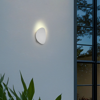 Minimalist Pebble Outdoor Wall Lamp