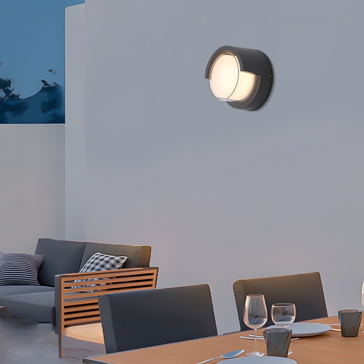 Modern Metal/Acrylic Outdoor Wall Lamp 