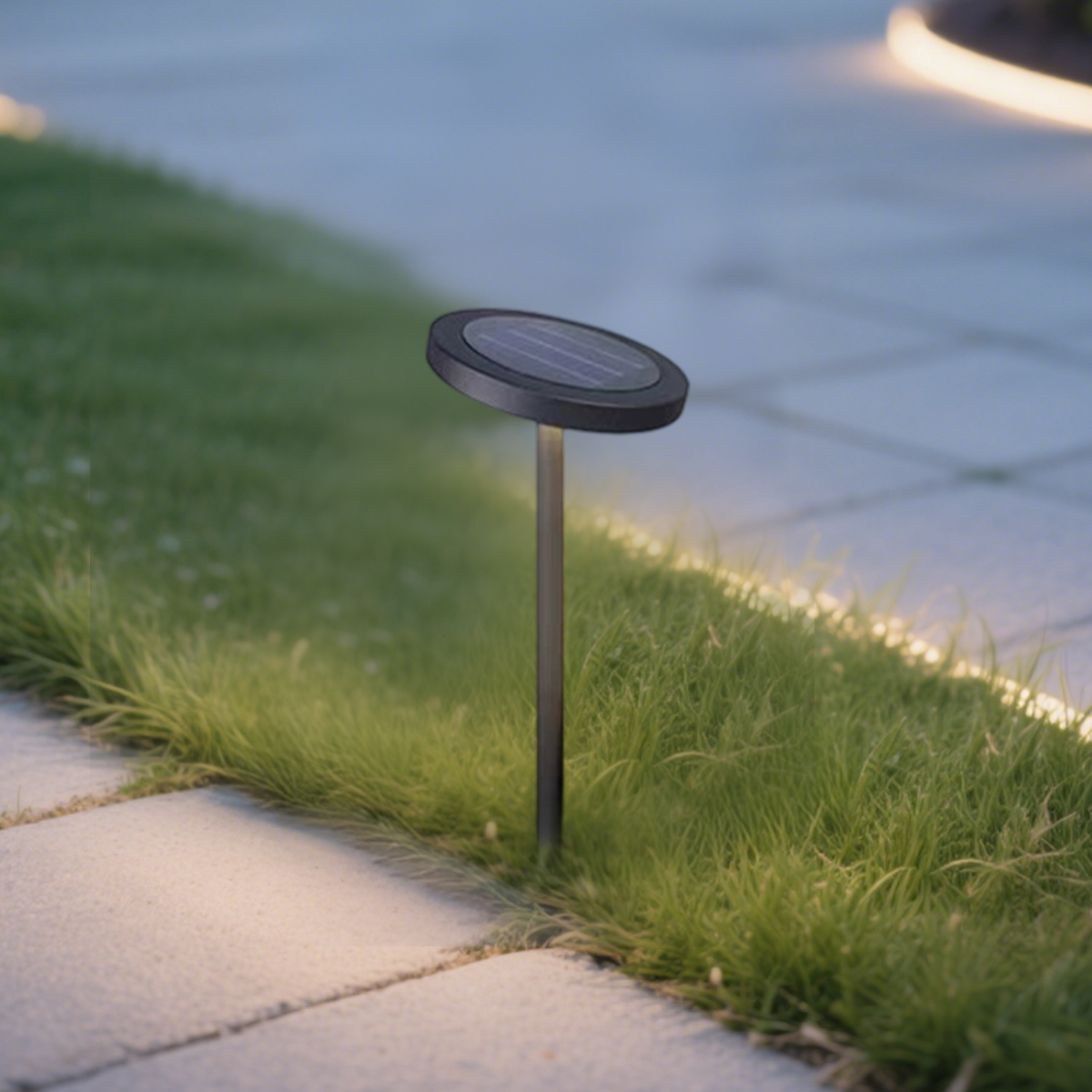 Minimalist Solar Pathway Light