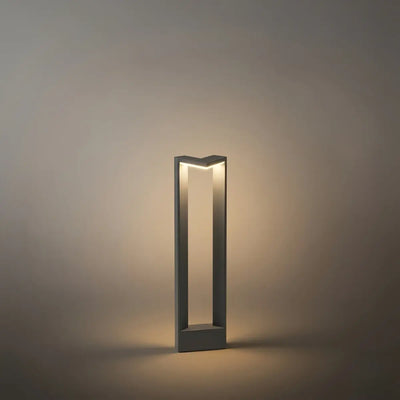 Minimalist_Right-Angle_Outdoor_Pathway_Light