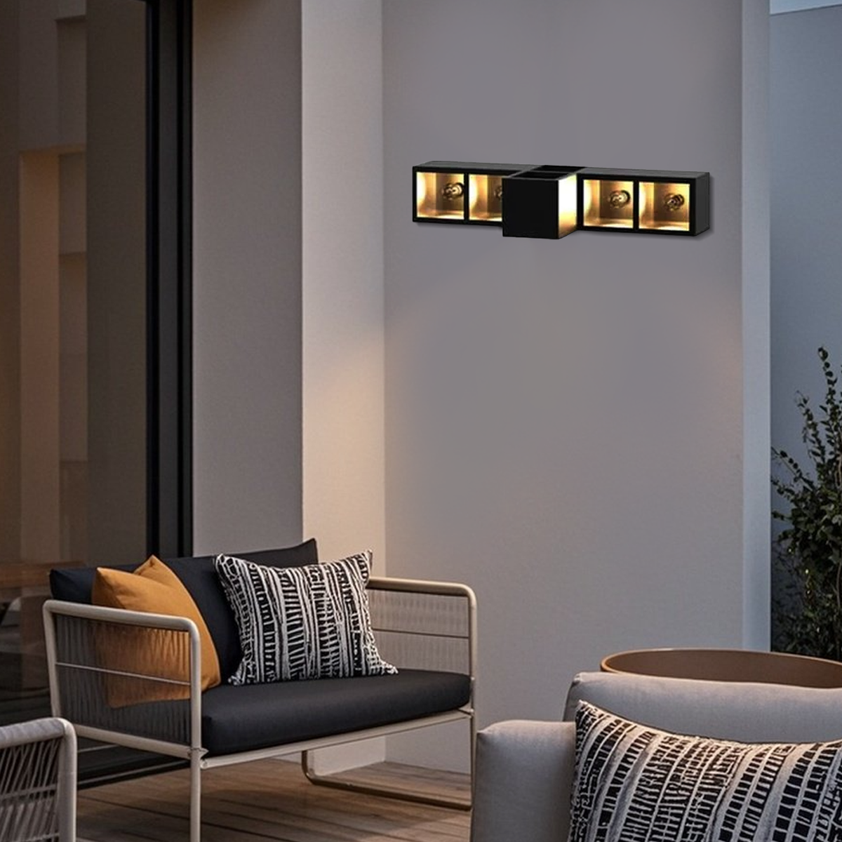 Industrial Outdoor Wall Lamp - Black Metal & Glass Square/Rectangle 