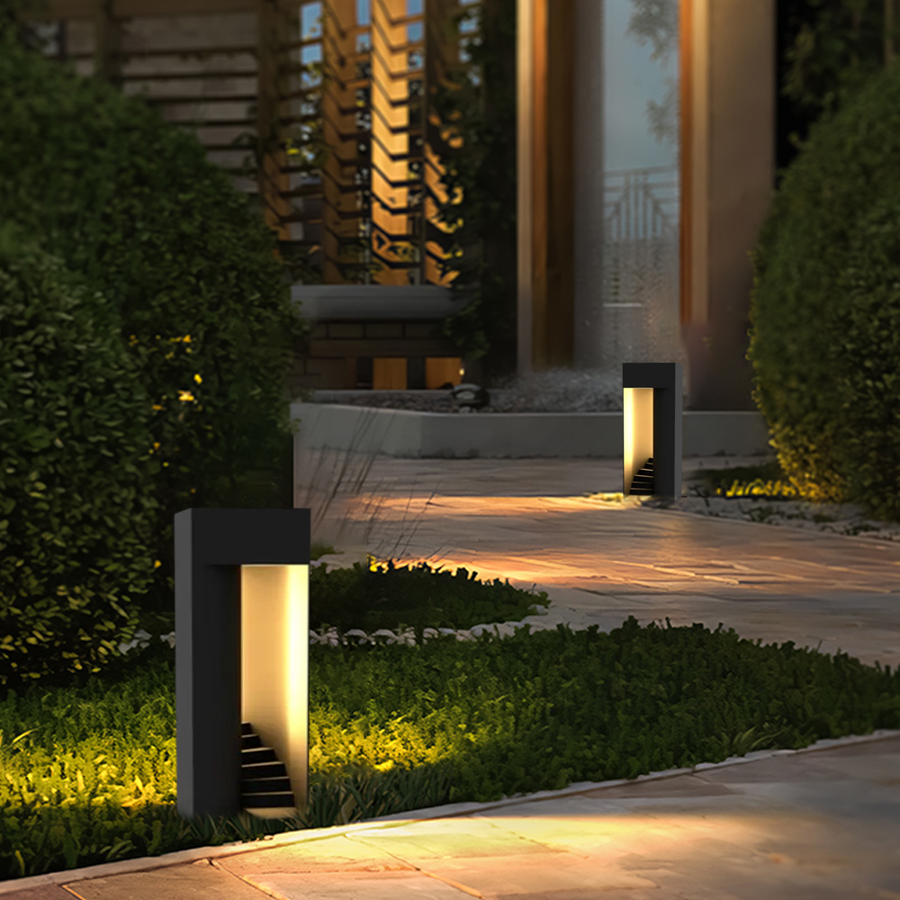 Modern Outdoor Floor Lamp - Black Metal Rectangular Design for Garden