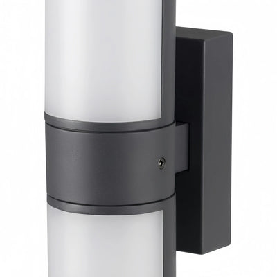 Aplique de pared para exterior con sensor moderno Irondale - Cilindro de metal negro y acrílico para jardín