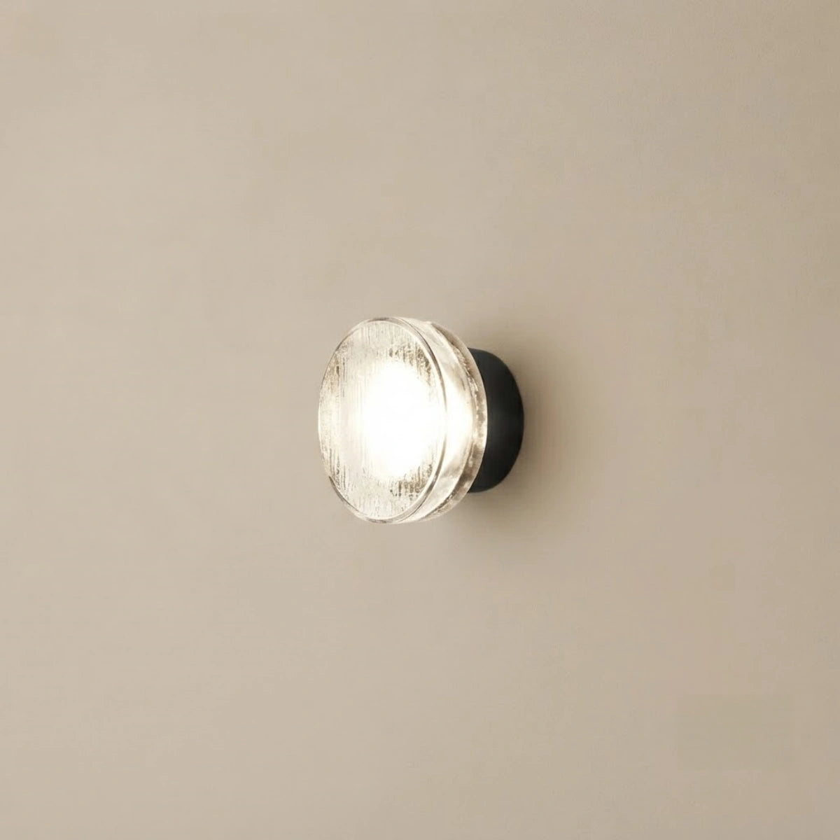Embrace Modern Outdoor Wall Lamp - Clear Glass & Metal Round Design for Patio