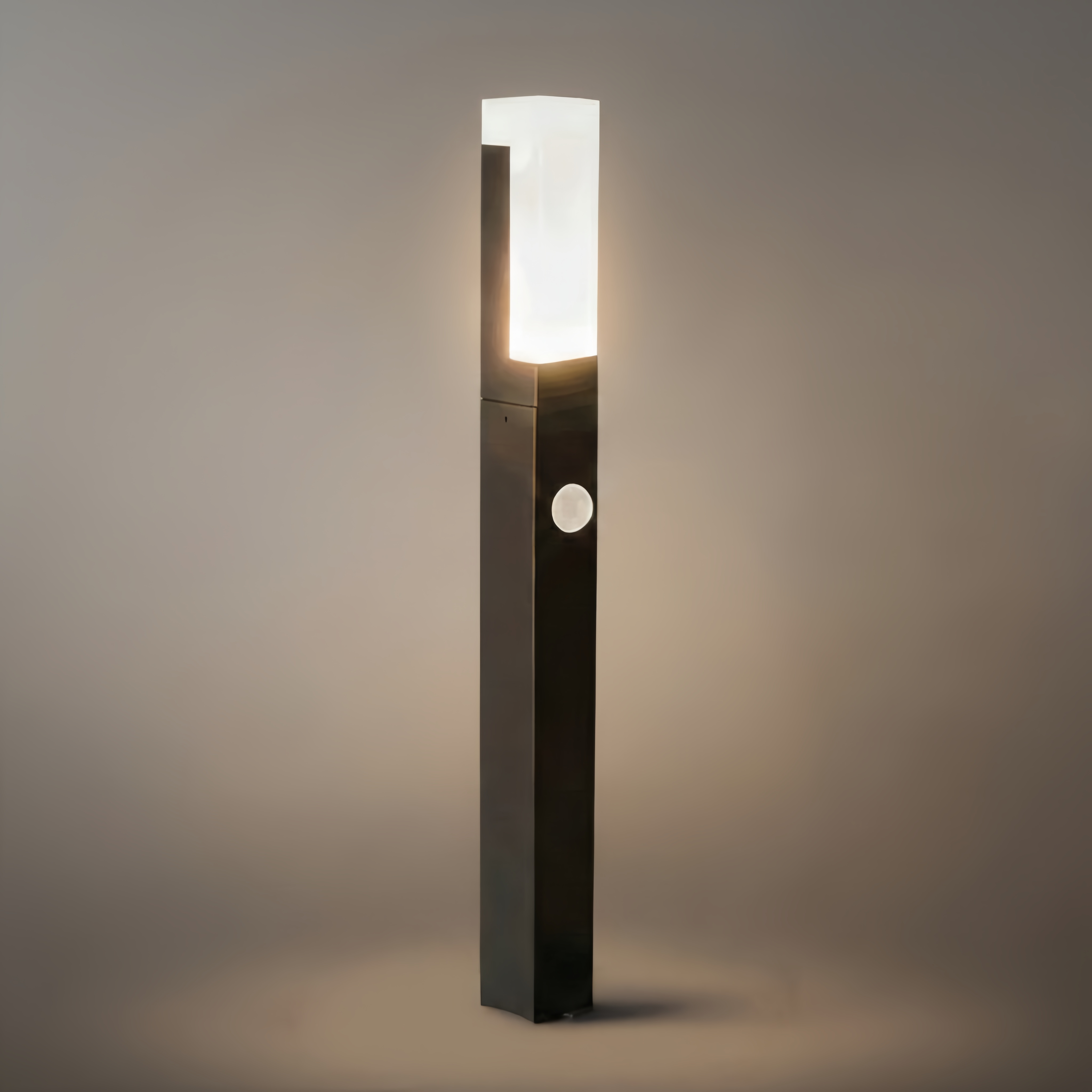 Lámpara de camino LED Arcato Modern Black – Lámpara exterior metálica con sensor para jardín/terraza